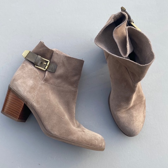 Franco Sarto Suede Ankle Booties - Picture 4 of 7